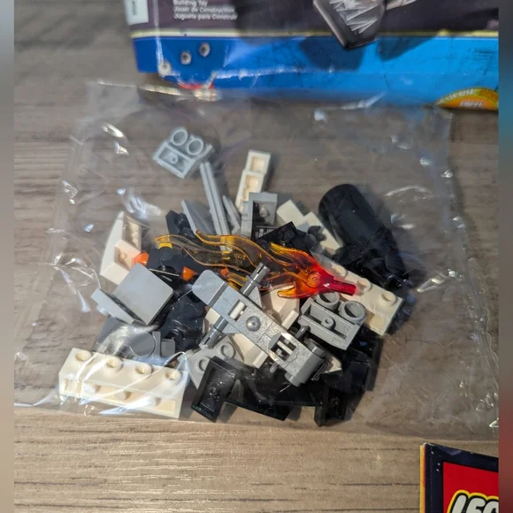 Lego Space Police Freeze Ray Frenzy 5970 Read! - Picture 7 of 14